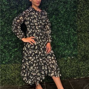 Moonsea Elegant Black and Cream Floral Dress